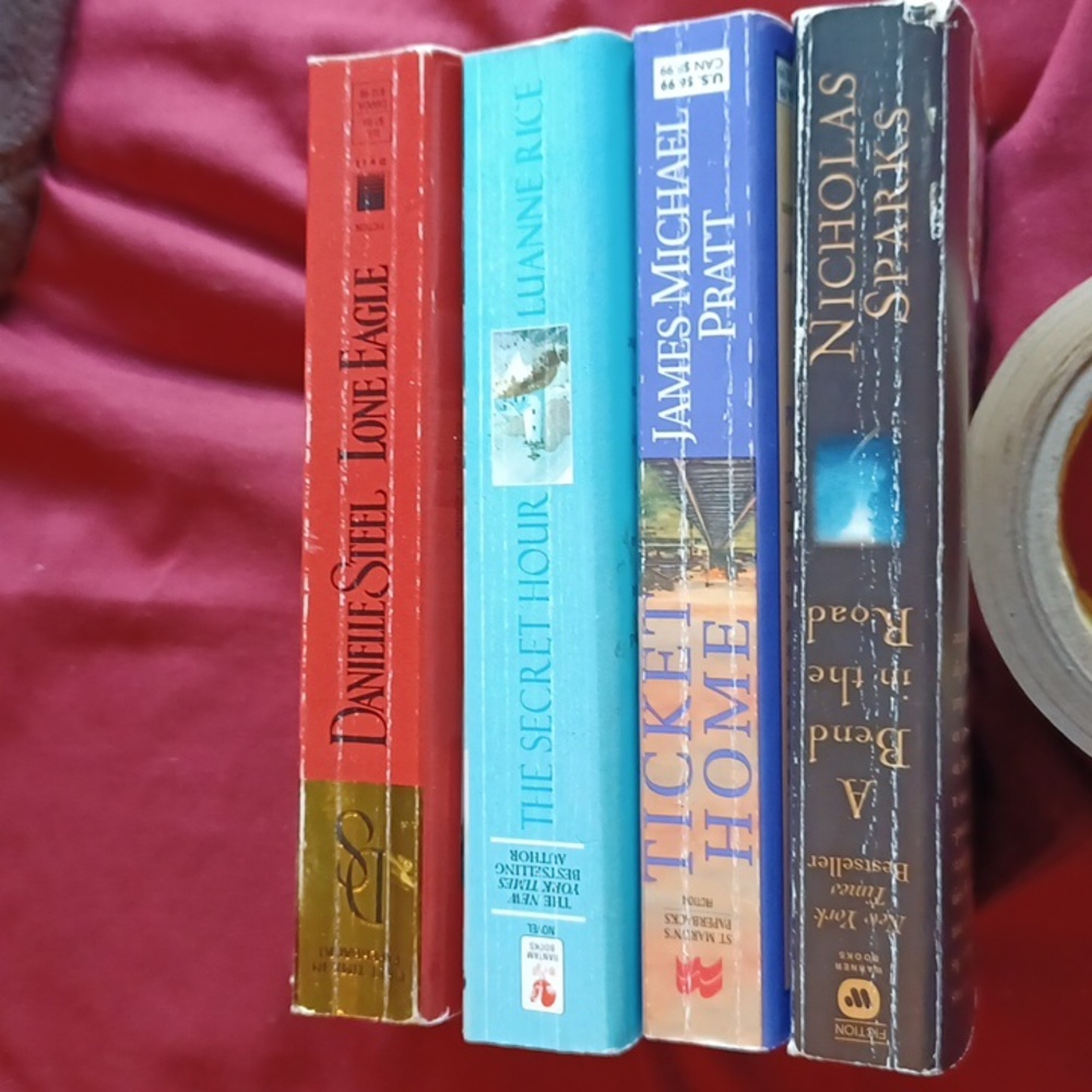 4 paperbacks - Picture 2 of 2